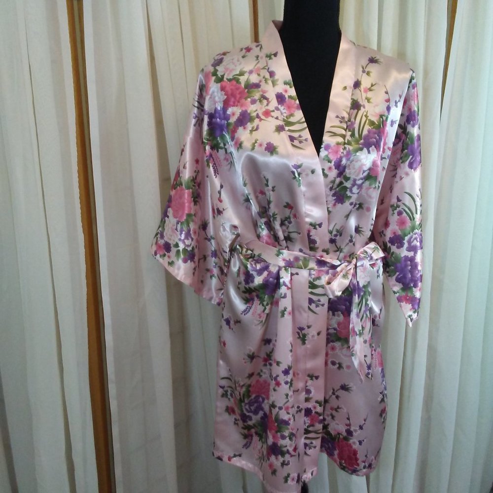 EPLAZA Pink and Floral Kimono Robe